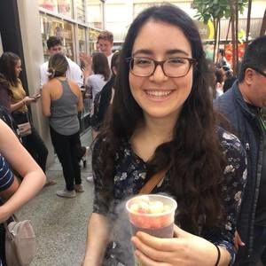 Meet your Posher, Julia